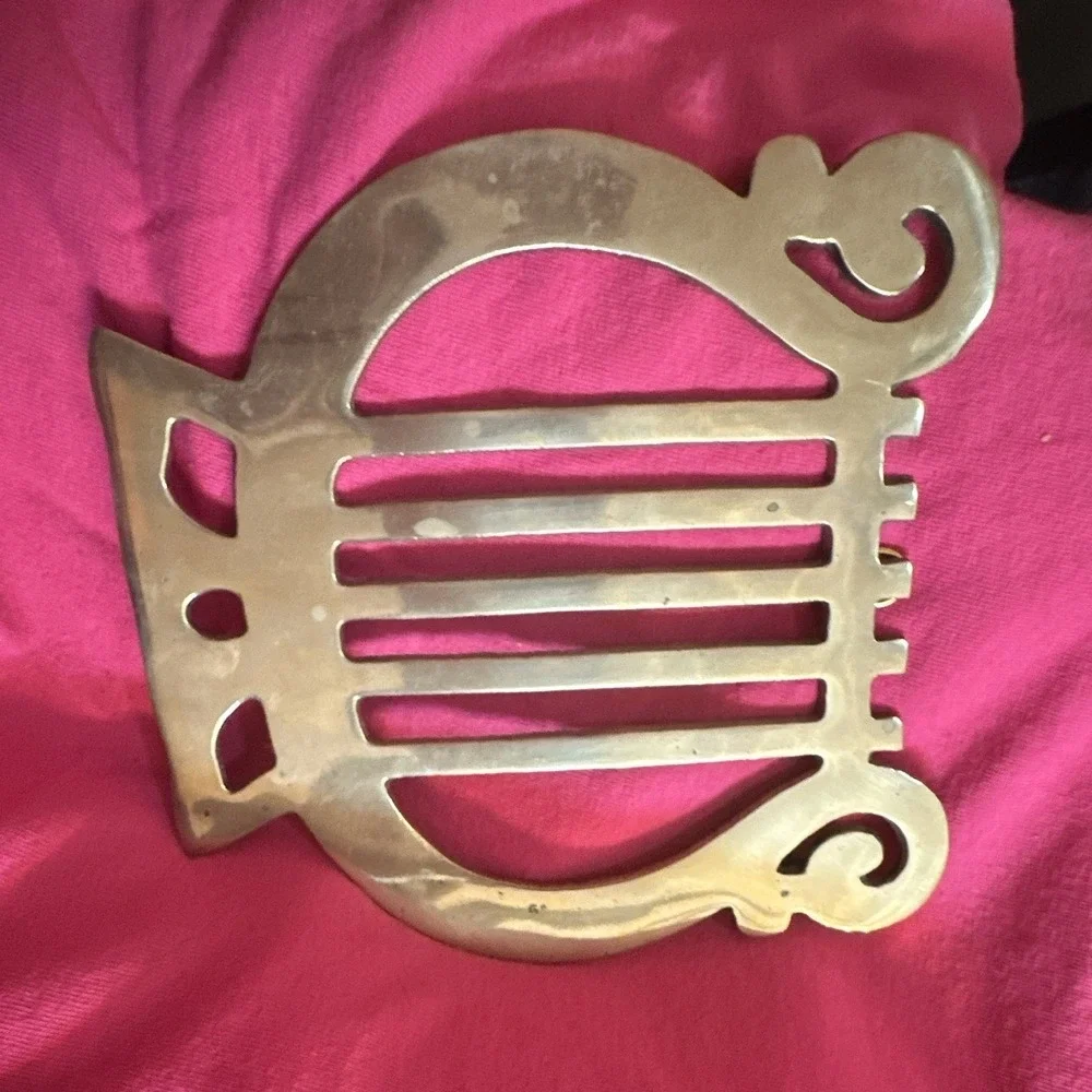 Brass Gold Lyre Shape Novelty Trivet Hot Plate Stand MPN 9487UD